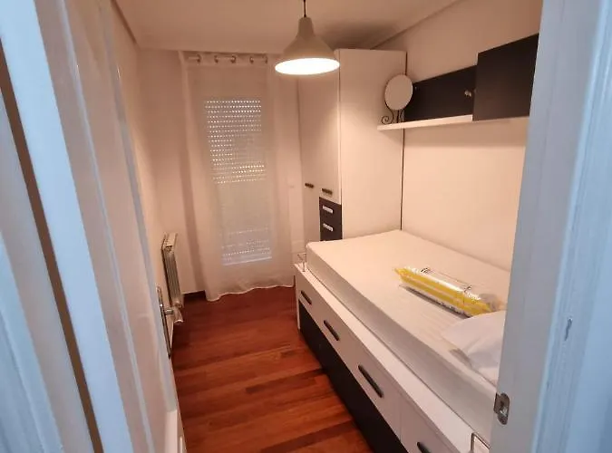 Apartment Bajo Con Jardin En Cartes